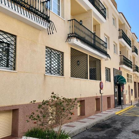 Apartamentos Nina De Oro Торемолинос Екстериор снимка