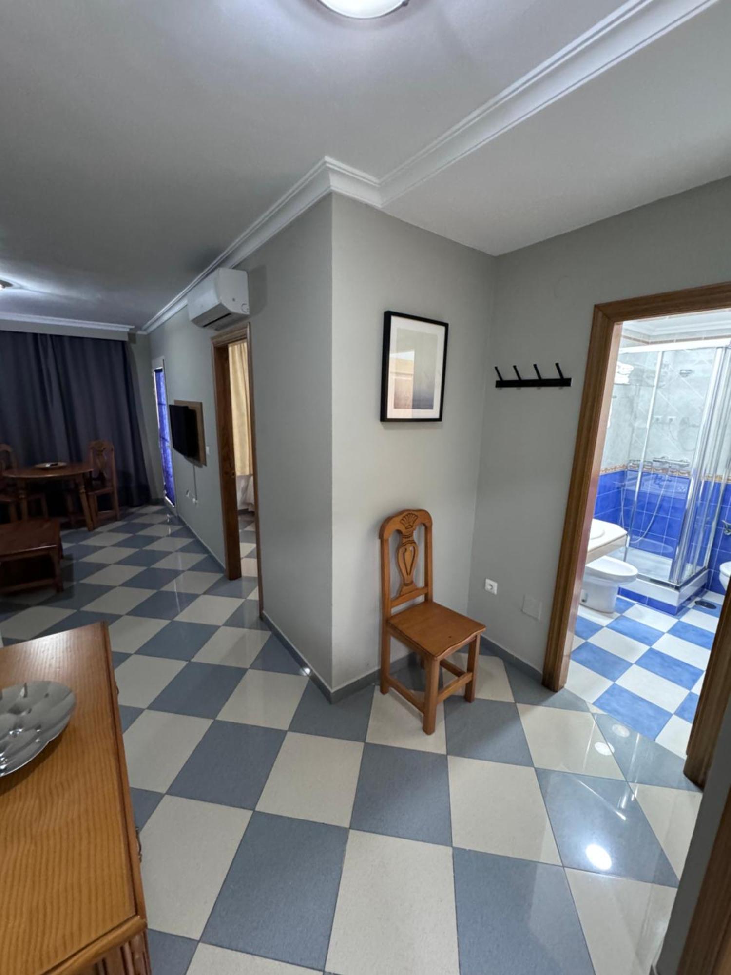 Apartamentos Nina De Oro Торемолинос Екстериор снимка