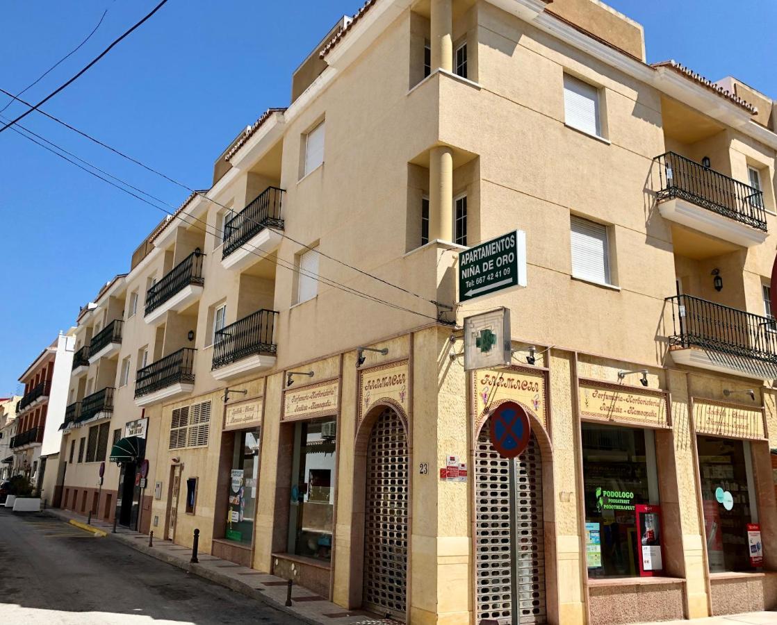 Apartamentos Nina De Oro Торемолинос Екстериор снимка